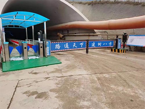 高清車牌自動(dòng)識(shí)別系統(tǒng)